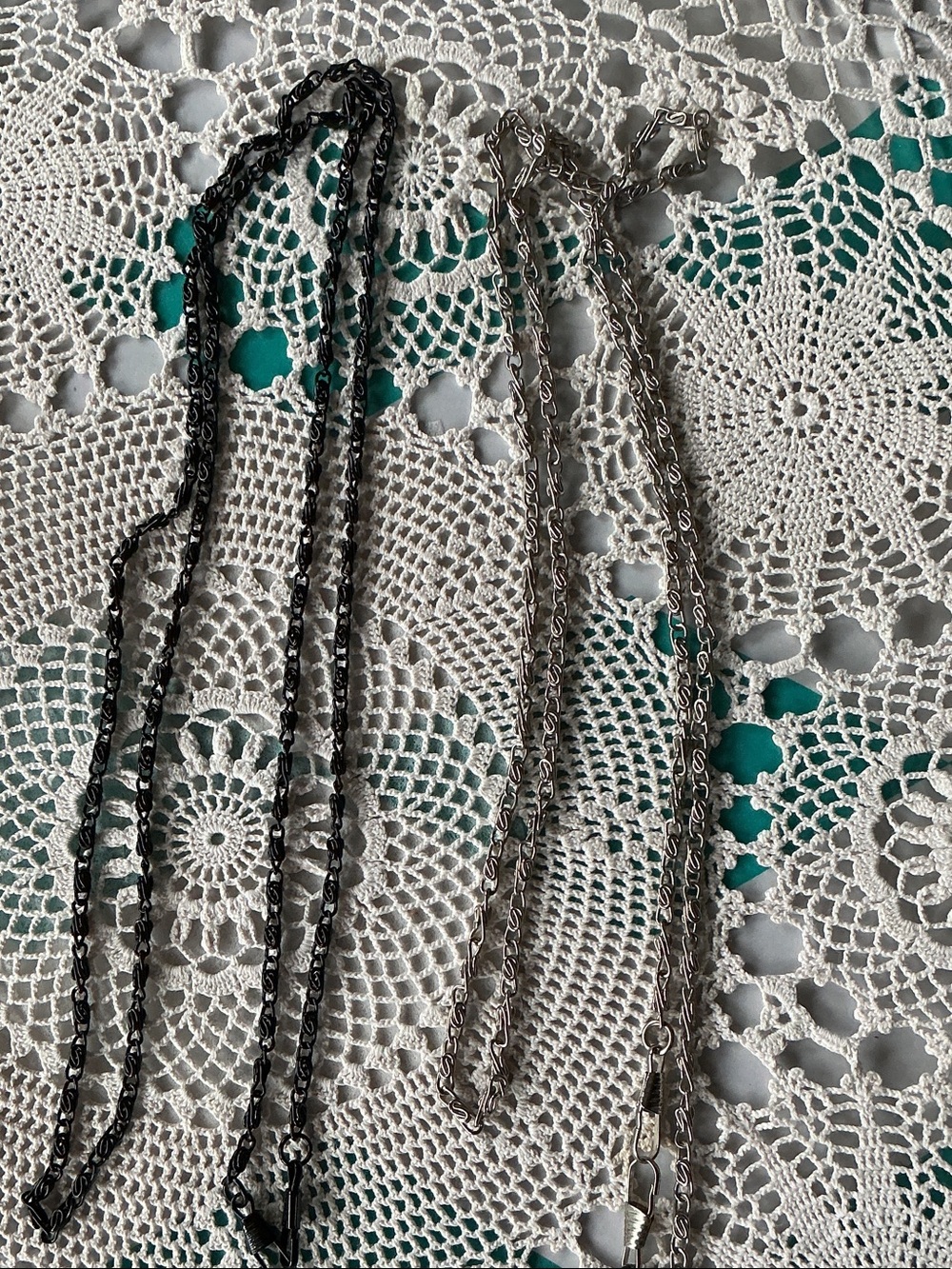 Black and Silver Mixed Metal Layered Chain FOR HANDBAG set of 2.